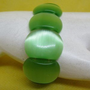 LARGE GLASS MOONGLOW Bracelet Large Green Oval Glass Moonglow Beaded 2 Elastic